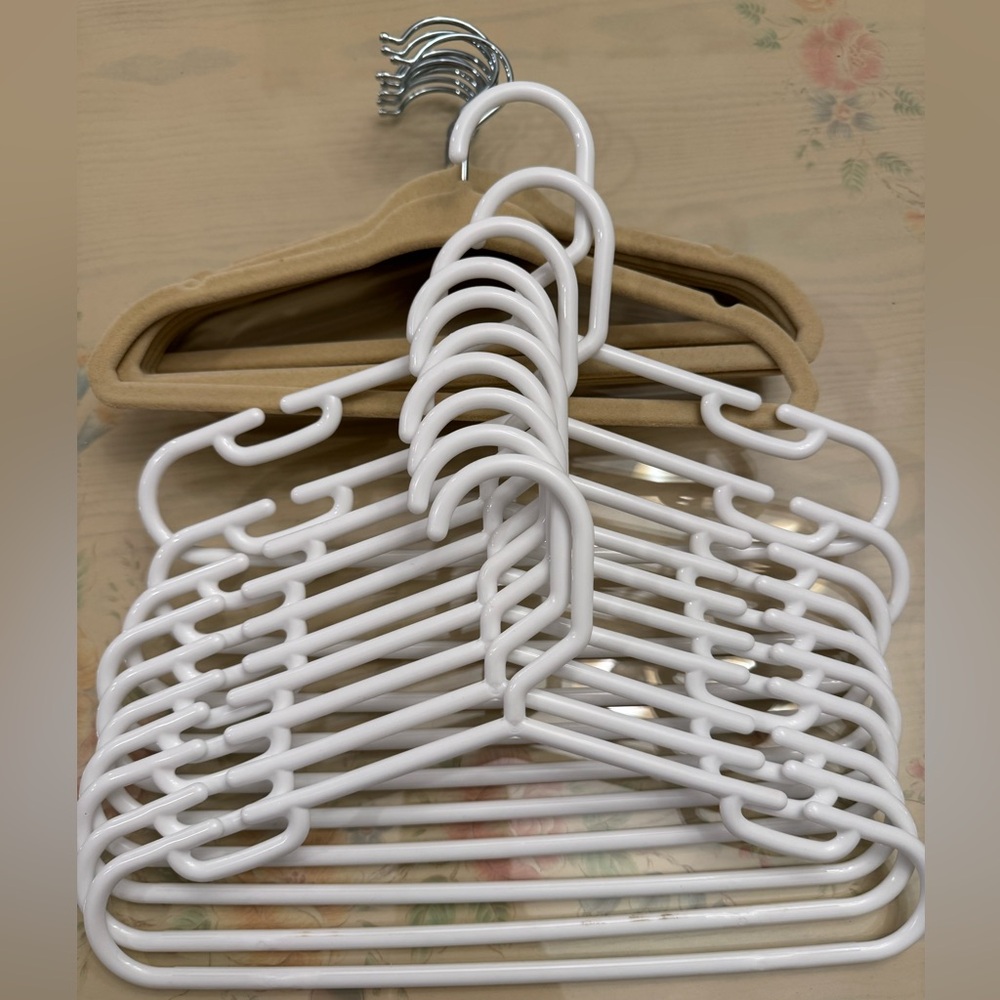 White and Tan Clothes Hangers Set